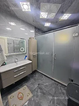 Satılır 6 otaqlı həyət evi 300 m²