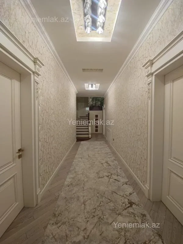 Satılır 6 otaqlı həyət evi 300 m²