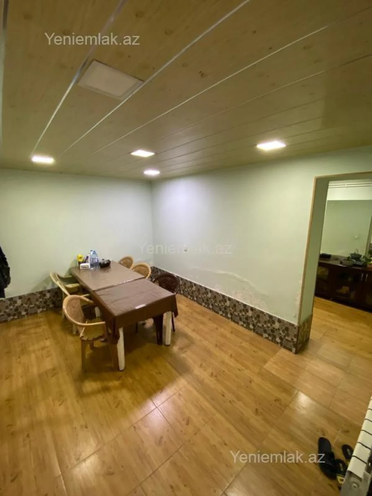 Satılır 6 otaqlı həyət evi 200 m²