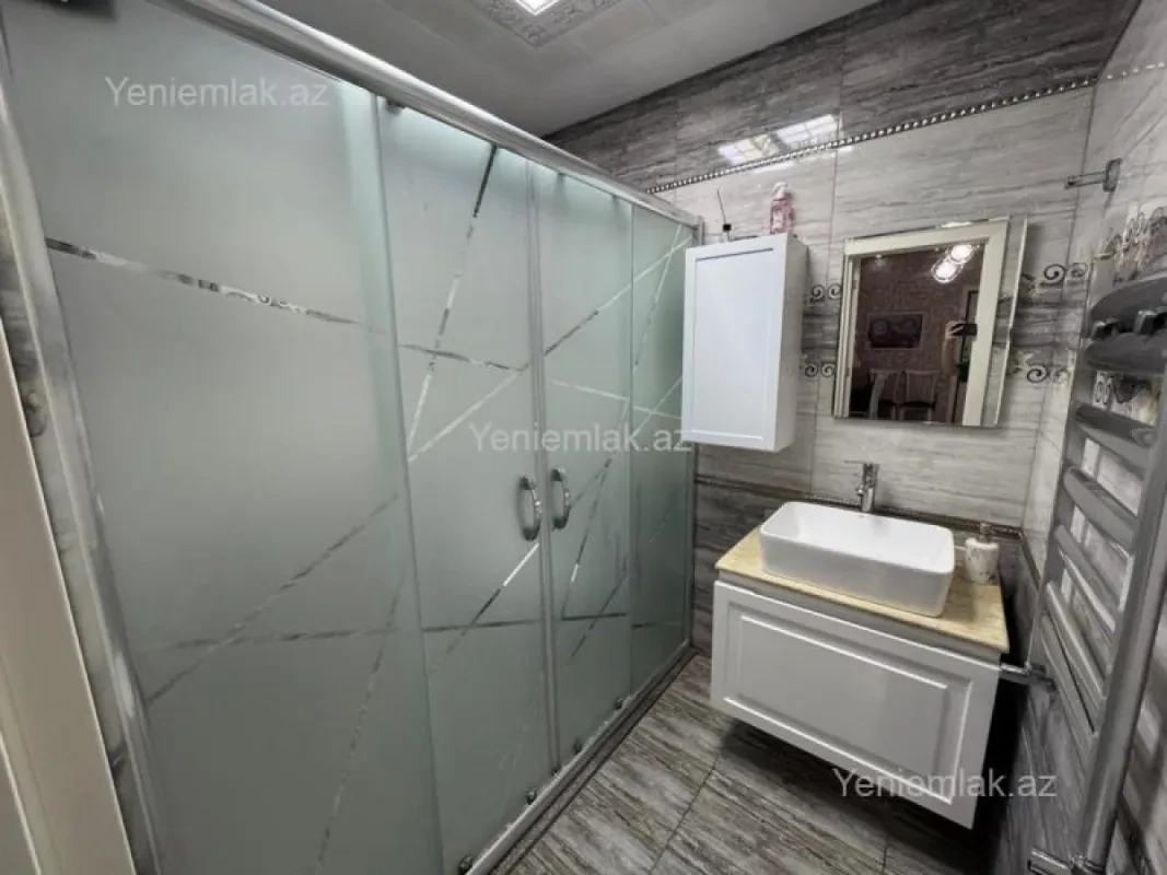 Satılır 3 otaqlı yeni tikili 107 m²