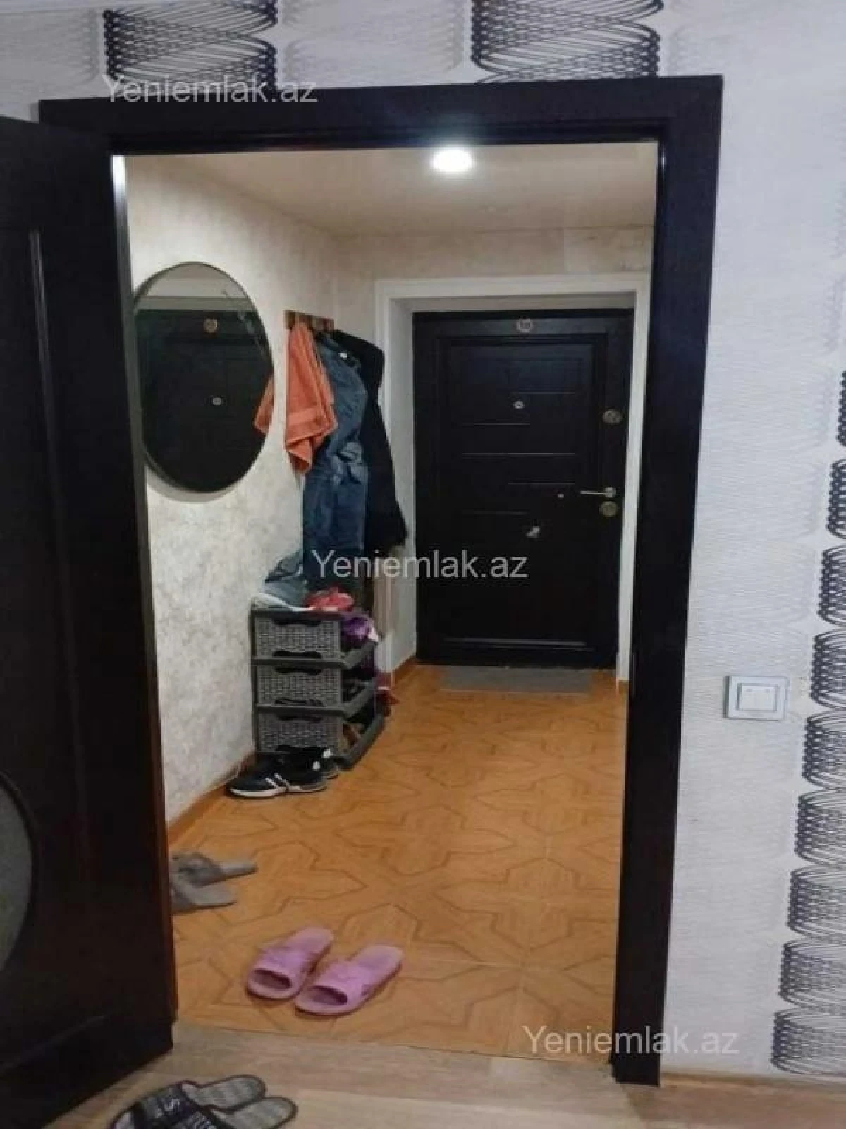 Satılır 2 otaqlı köhnə tikili 50 m²