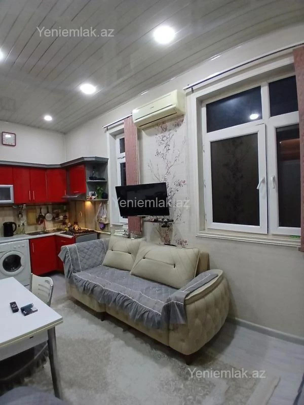 Satılır 3 otaqlı köhnə tikili 80 m²