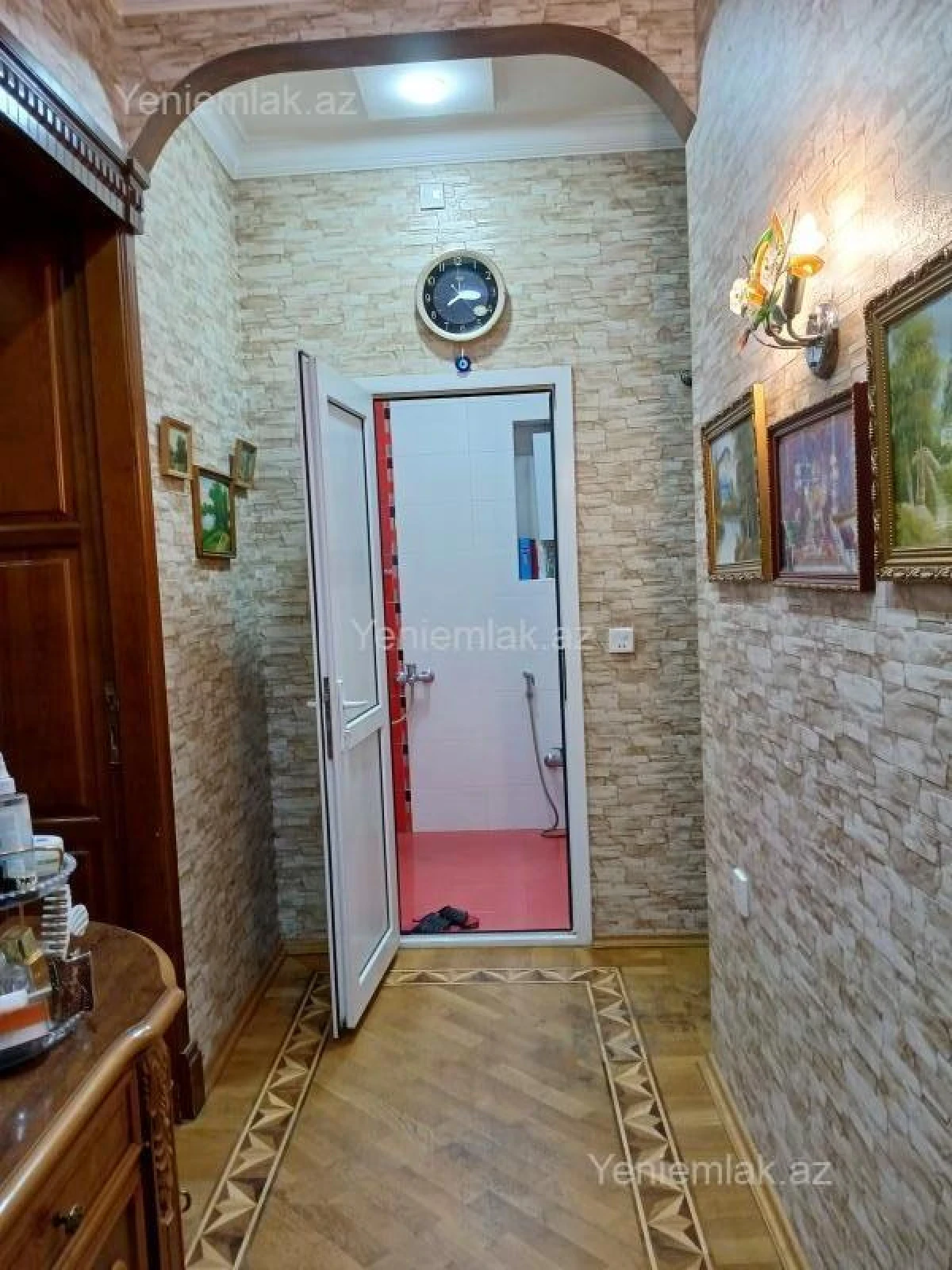 Satılır 3 otaqlı köhnə tikili 80 m²