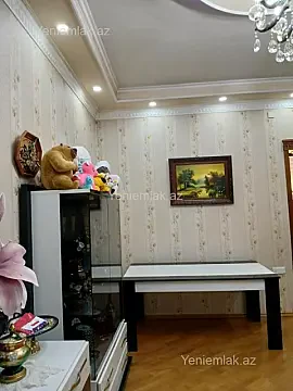 Satılır 3 otaqlı köhnə tikili 80 m²