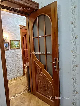 Satılır 3 otaqlı köhnə tikili 80 m²