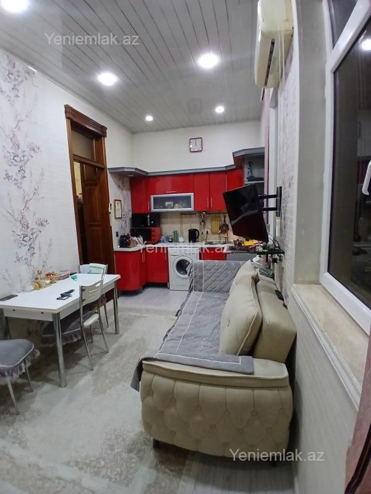 Satılır 3 otaqlı köhnə tikili 80 m²