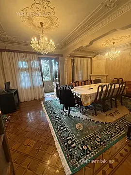 Satılır 4 otaqlı köhnə tikili 110 m² — Bakı, Binəqədi 4 otaq 110.00 m²