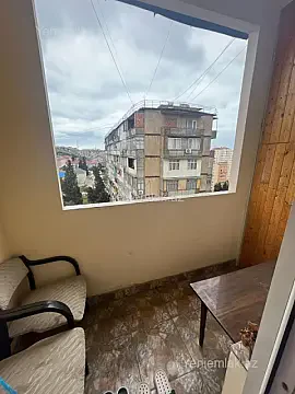 Satılır 2 otaqlı köhnə tikili 65 m²
