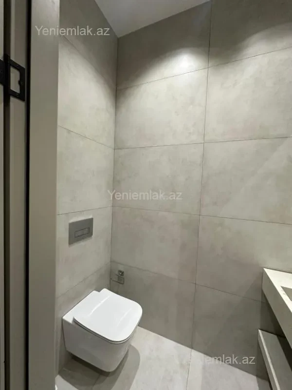 Satılır 3 otaqlı yeni tikili 145 m²