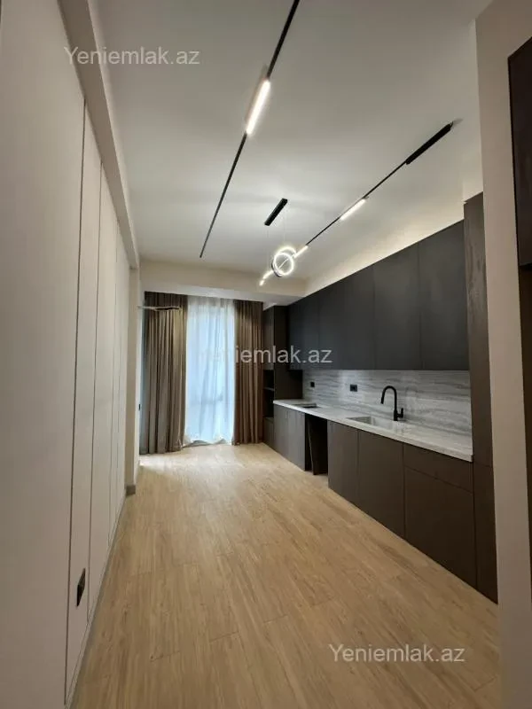 Satılır 3 otaqlı yeni tikili 145 m²