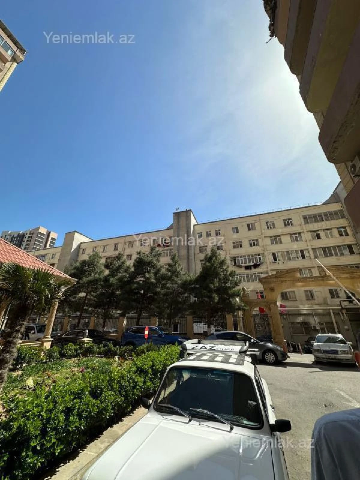 Satılır 3 otaqlı yeni tikili 130 m²