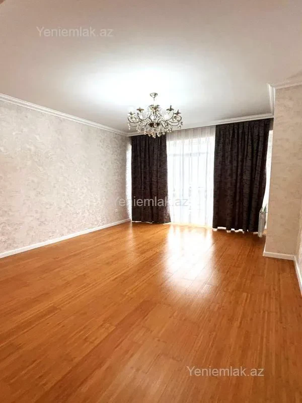 Satılır 2 otaqlı yeni tikili 80 m²