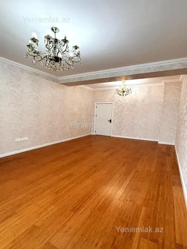 Satılır 2 otaqlı yeni tikili 80 m²