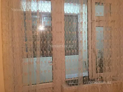 Satılır 3 otaqlı köhnə tikili 70 m²
