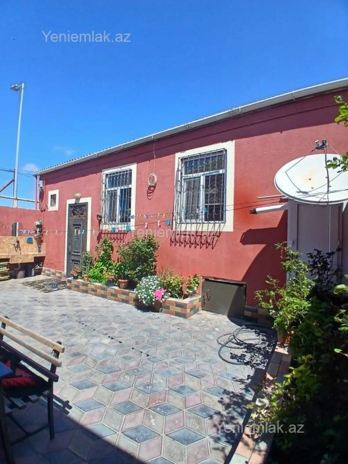 Satılır 4 otaqlı həyət evi 120 m²
