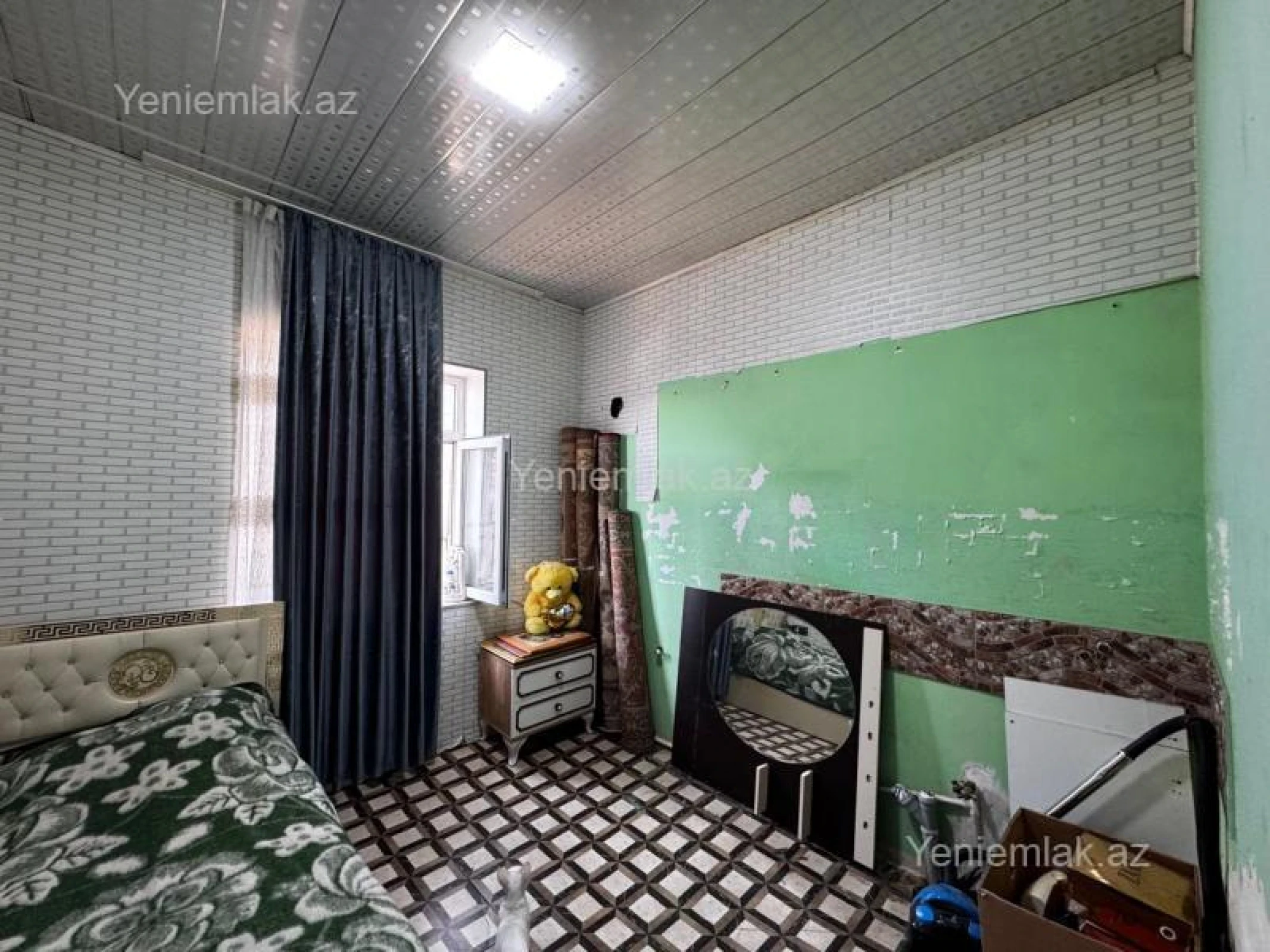Satılır 4 otaqlı həyət evi 100 m²