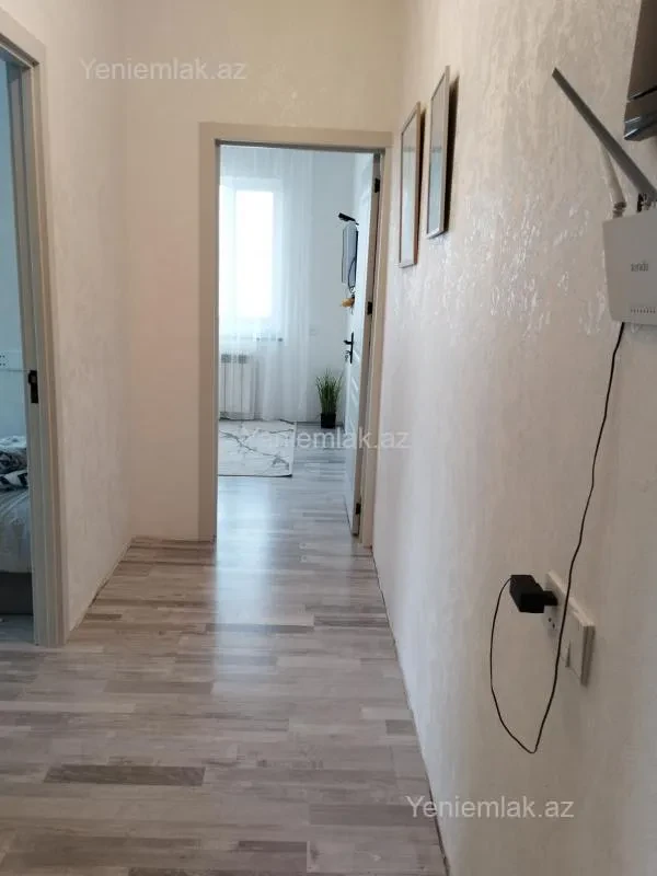 Satılır 2 otaqlı köhnə tikili 65 m²