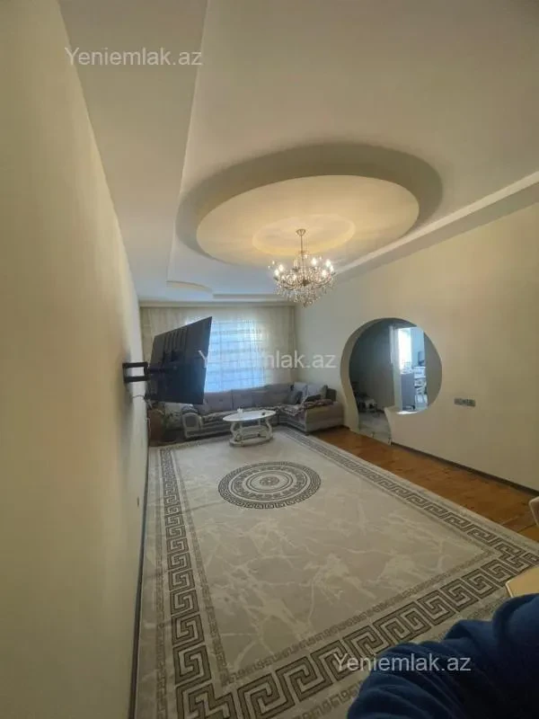 Satılır 4 otaqlı həyət evi 100 m²