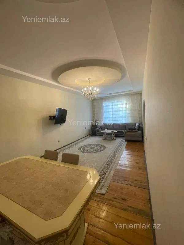 Satılır 4 otaqlı həyət evi 100 m²