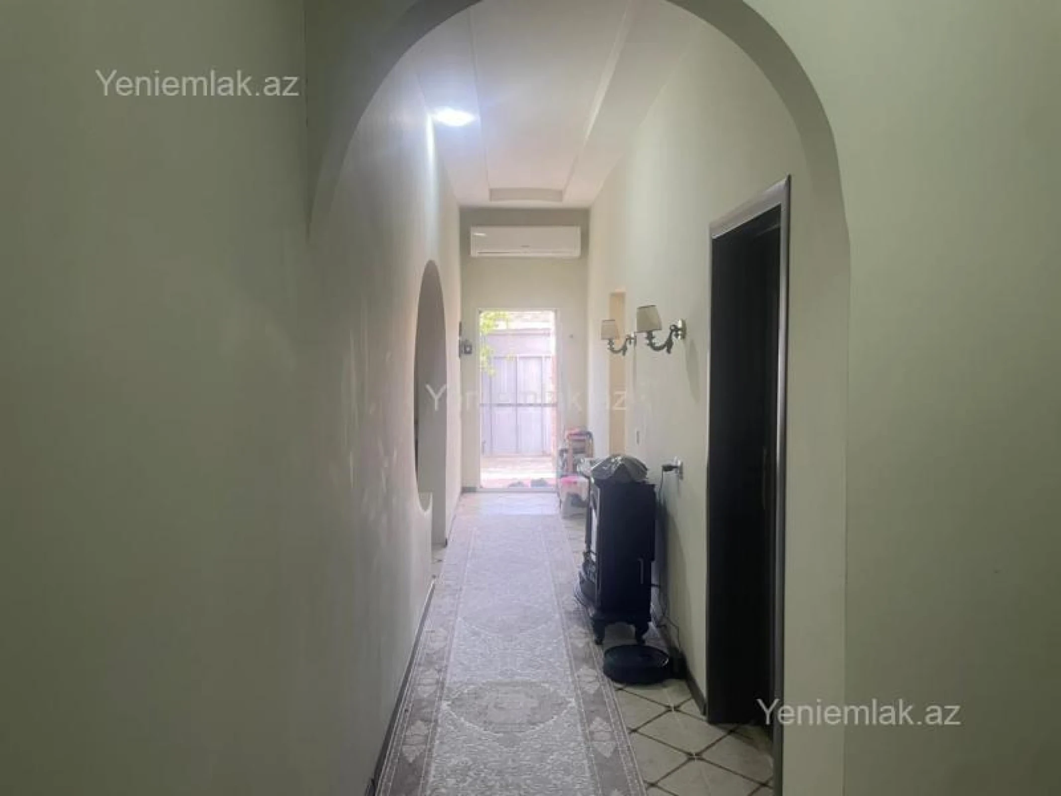 Satılır 4 otaqlı həyət evi 100 m²