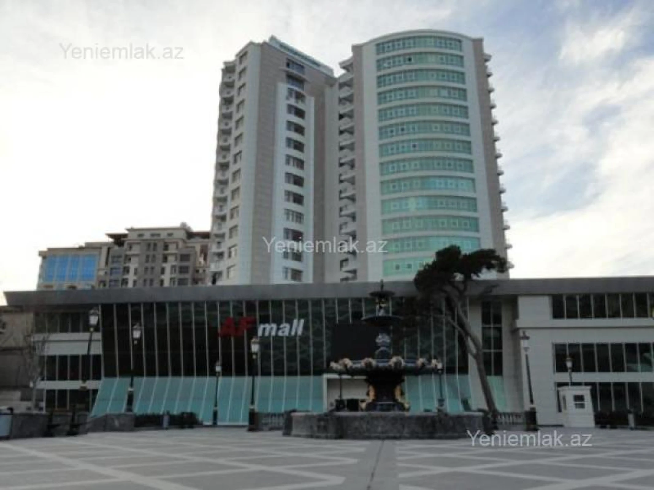 Satılır 4 otaqlı yeni tikili 230 m²