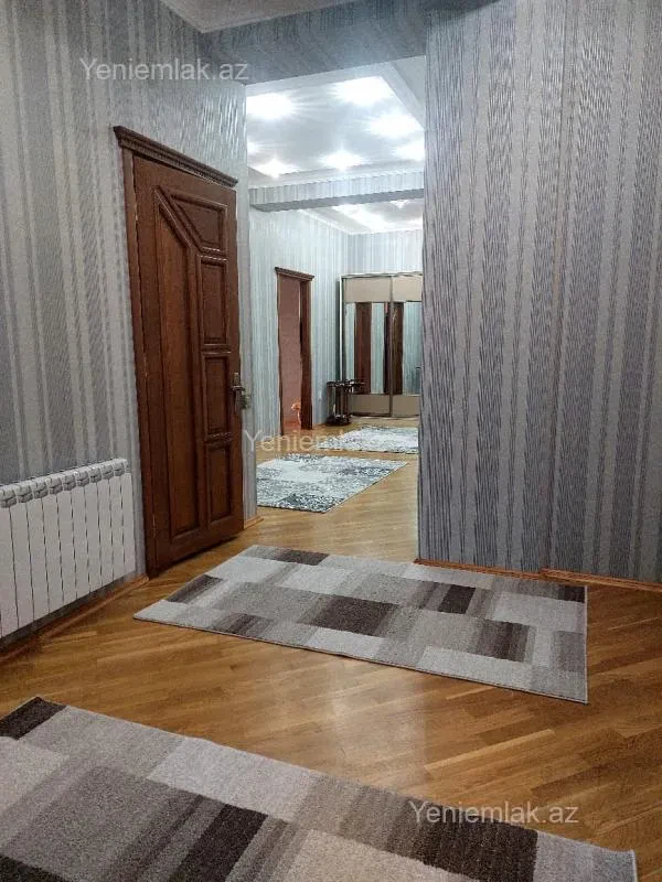 Satılır 3 otaqlı yeni tikili 178 m²