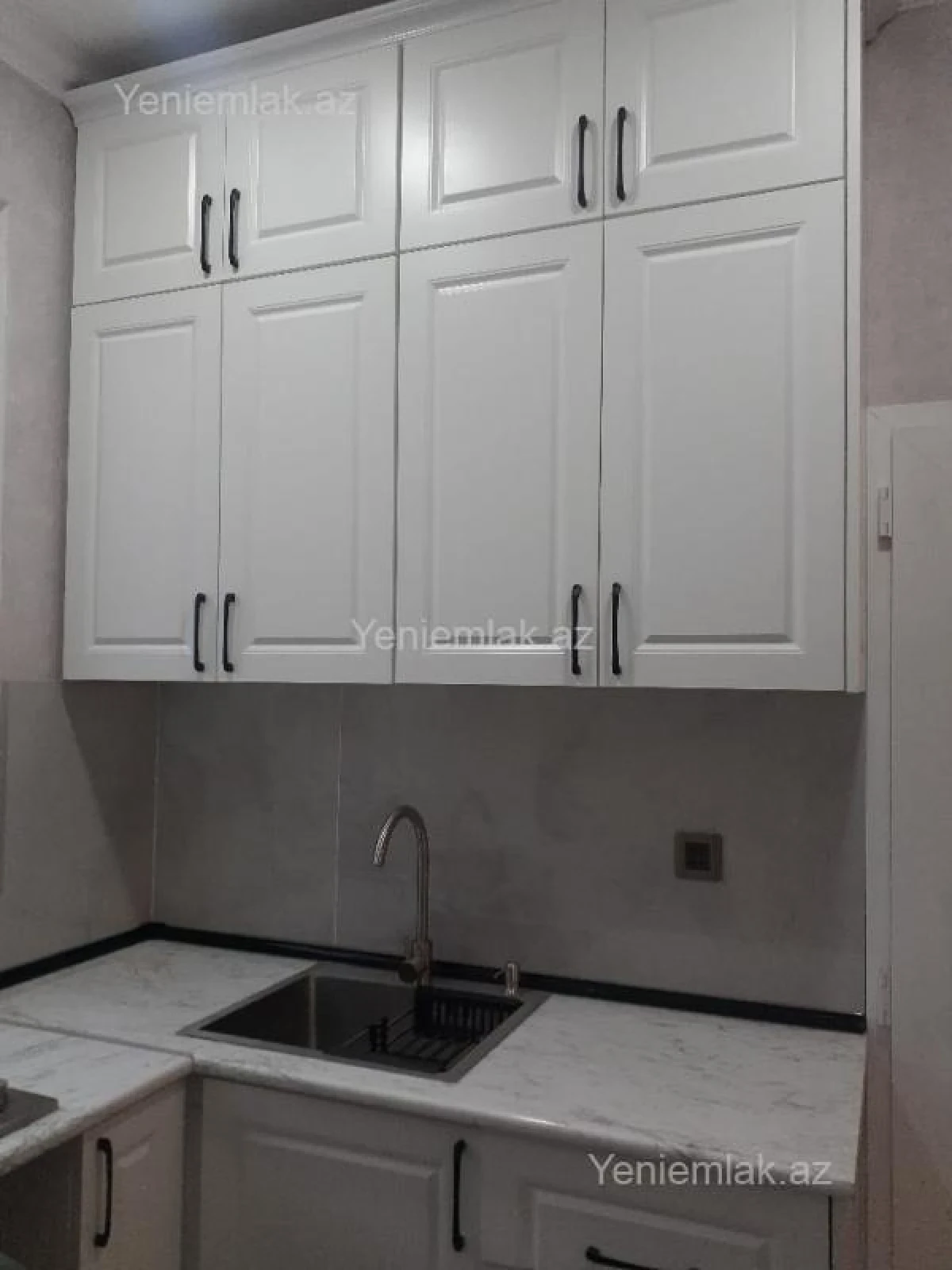 Satılır 2 otaqlı köhnə tikili 45 m²