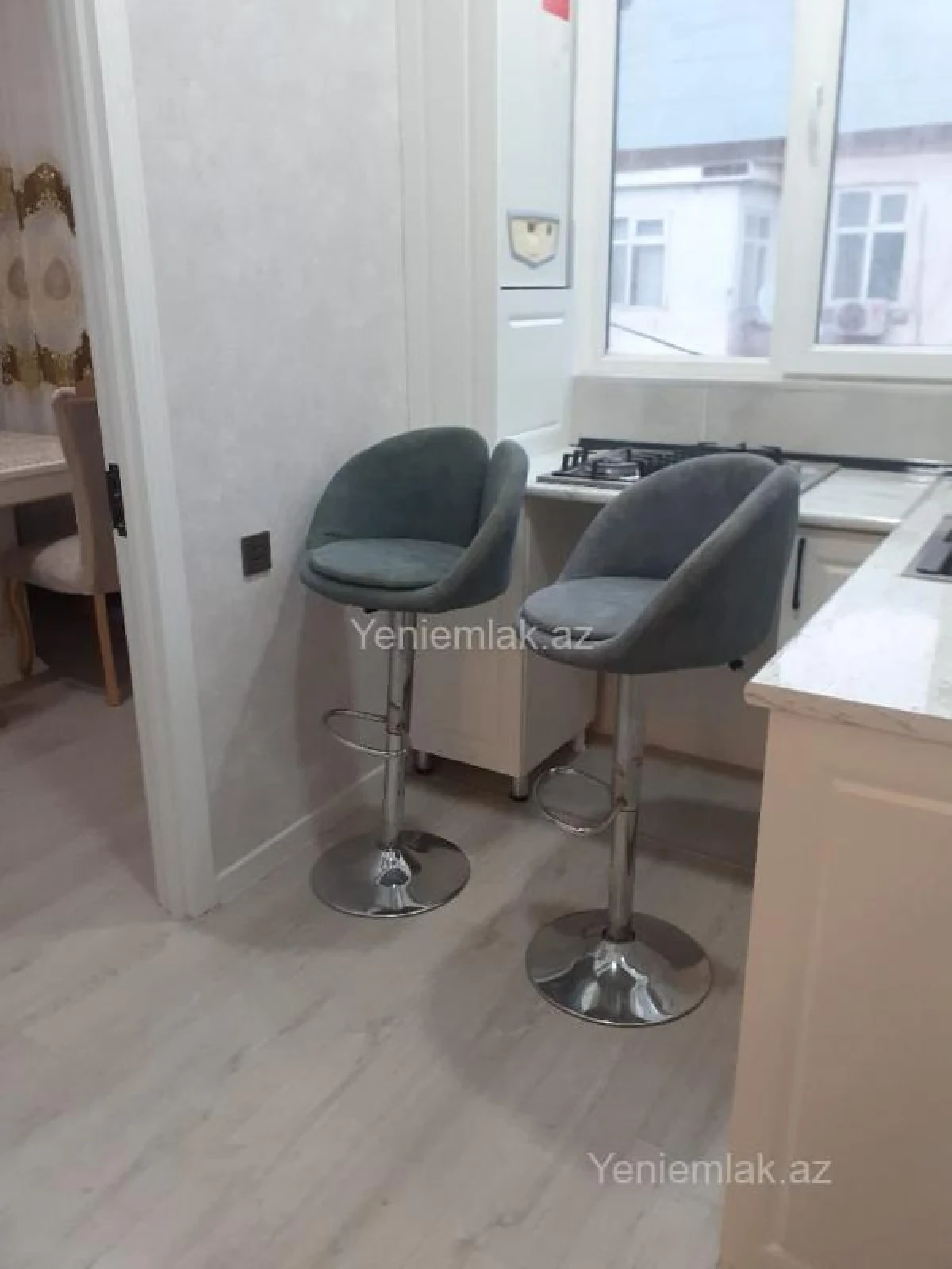 Satılır 2 otaqlı köhnə tikili 45 m²