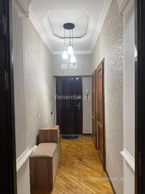 Satılır 2 otaqlı köhnə tikili 40 m²