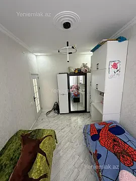 Satılır 3 otaqlı həyət evi 200 m²