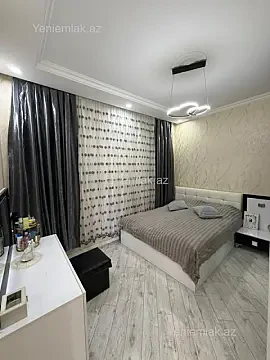 Satılır 3 otaqlı həyət evi 200 m²