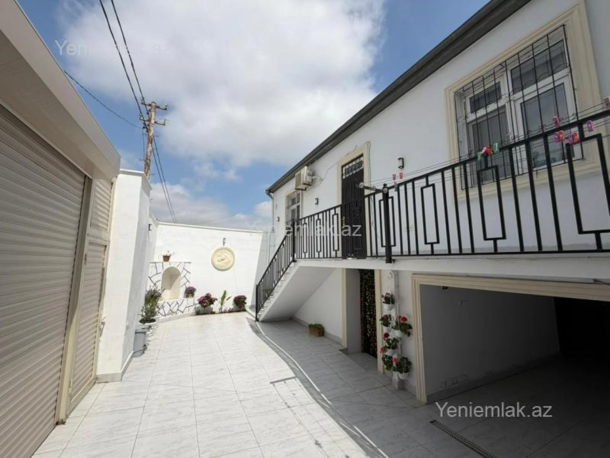 Satılır 3 otaqlı həyət evi 200 m²