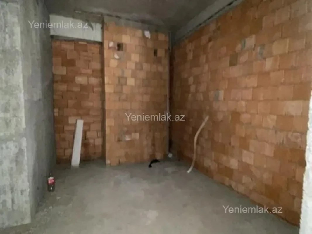 Satılır 5 otaqlı yeni tikili 270 m²