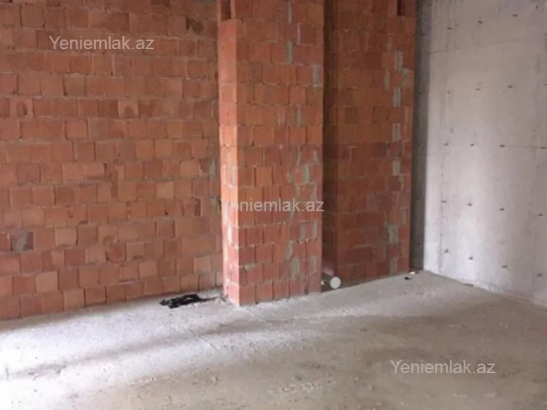 Satılır 5 otaqlı yeni tikili 270 m²
