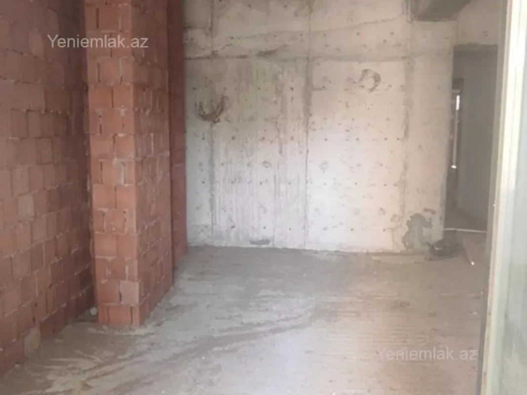 Satılır 5 otaqlı yeni tikili 270 m²