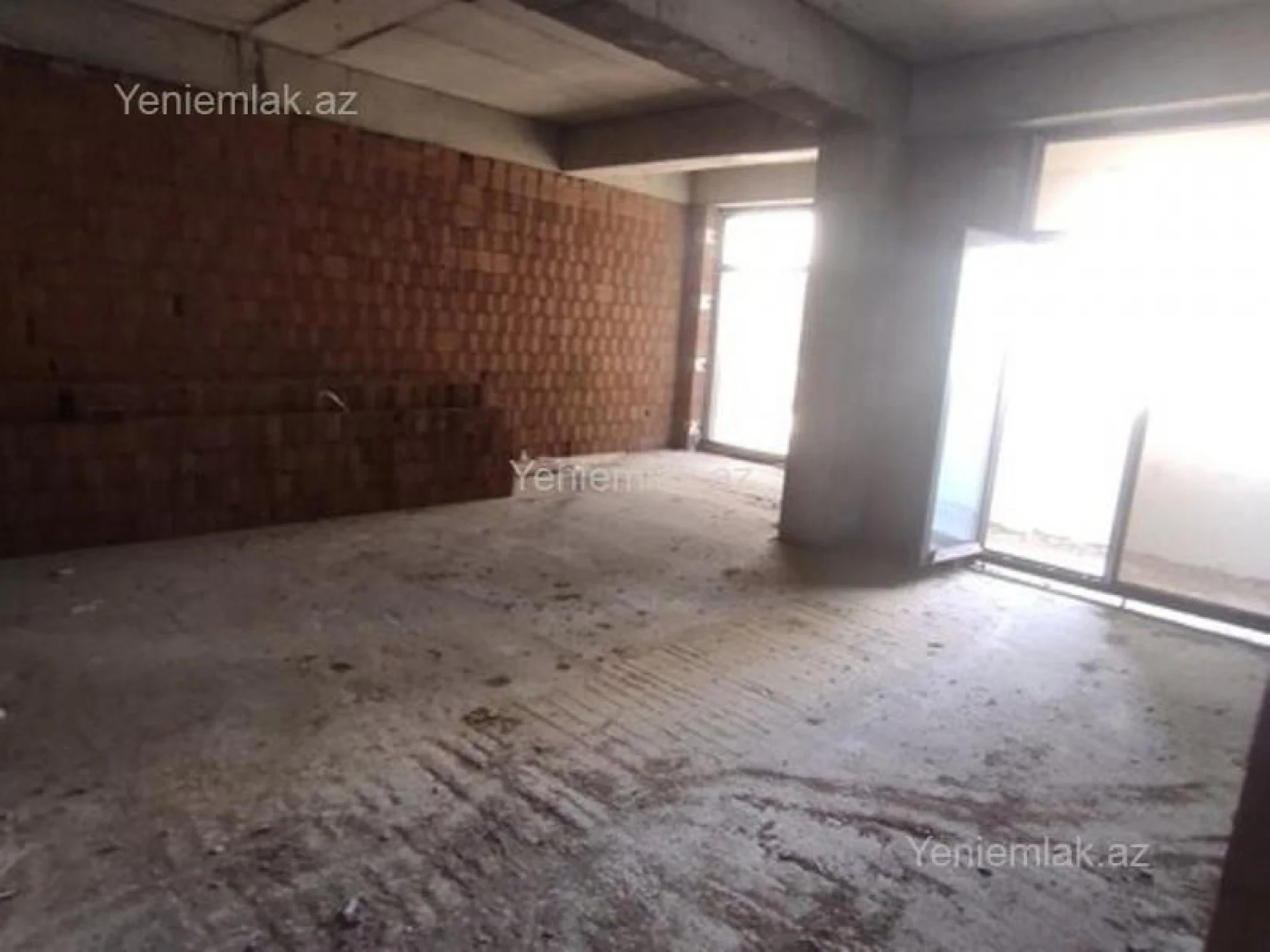 Satılır 5 otaqlı yeni tikili 270 m²