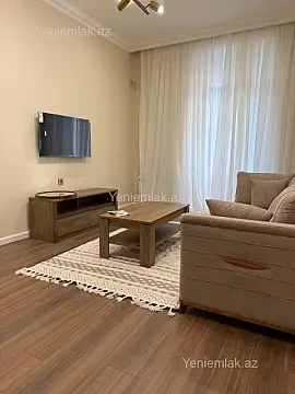 Satılır 2 otaqlı köhnə tikili 65 m²