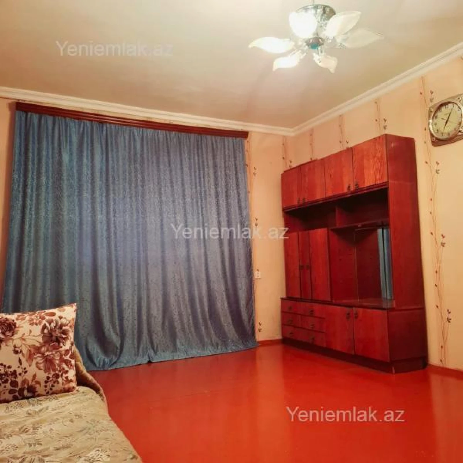 Satılır 2 otaqlı köhnə tikili 50 m²