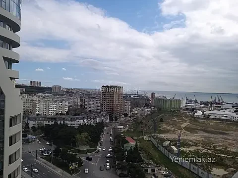 Satılır 1 otaqlı yeni tikili 78.5 m²