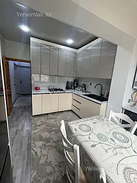 Satılır 2 otaqlı köhnə tikili 65 m²