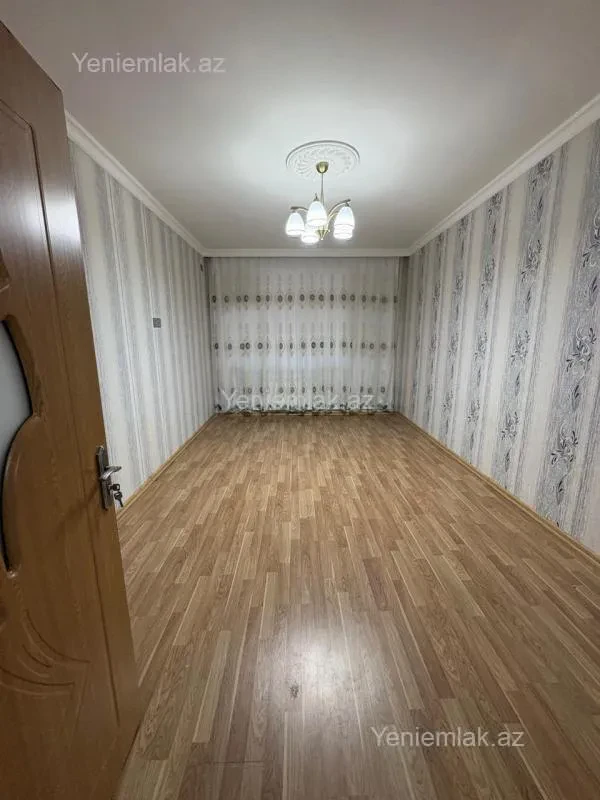 Satılır 3 otaqlı köhnə tikili 60 m²