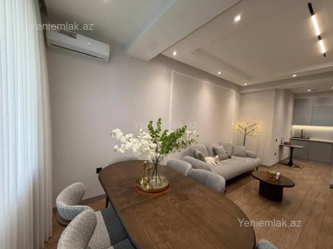 Satılır 3 otaqlı yeni tikili 86 m²