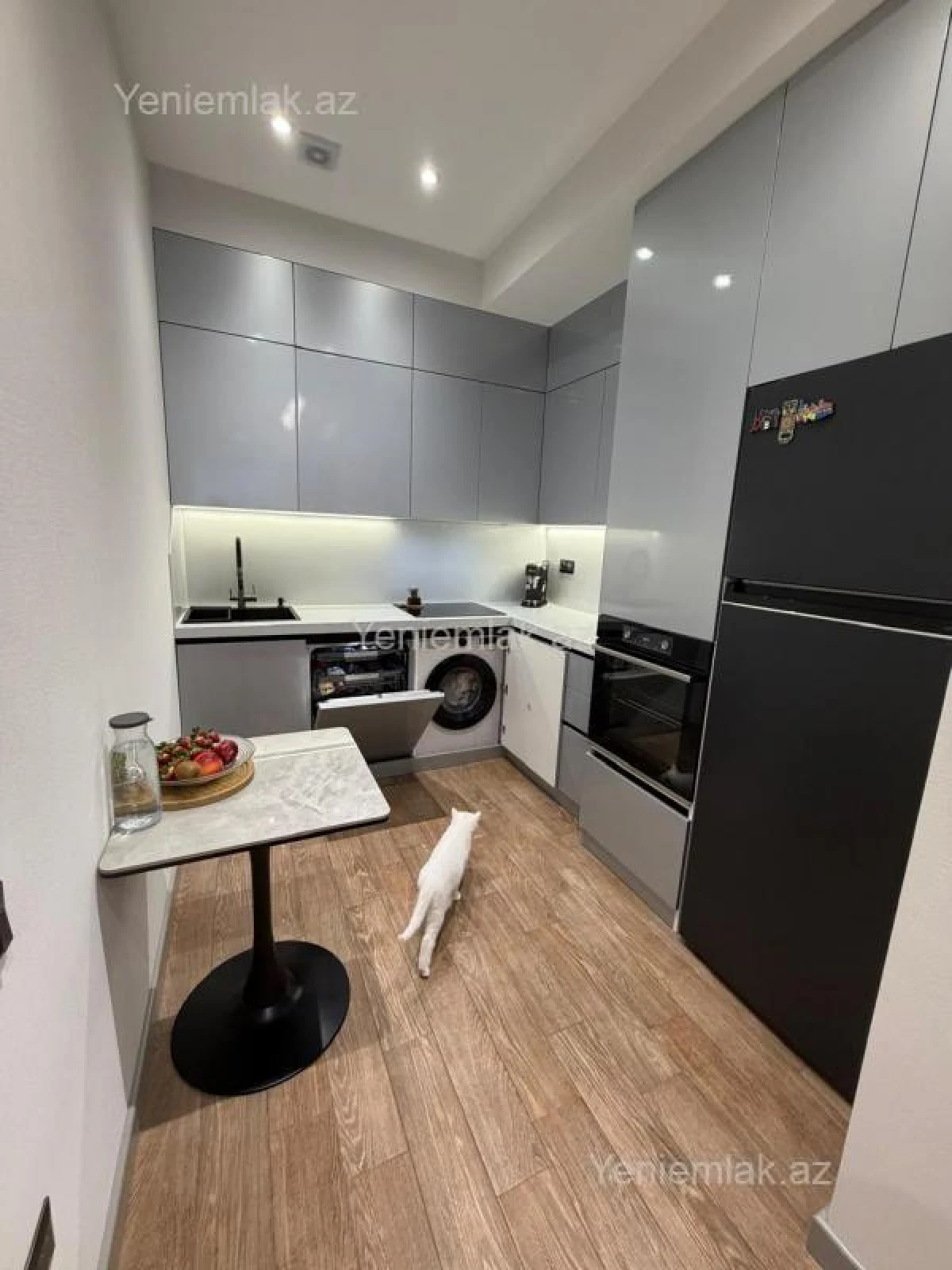 Satılır 3 otaqlı yeni tikili 86 m²