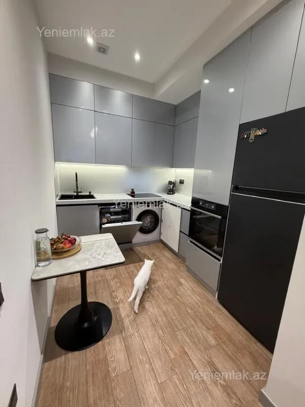 Satılır 3 otaqlı yeni tikili 86 m²