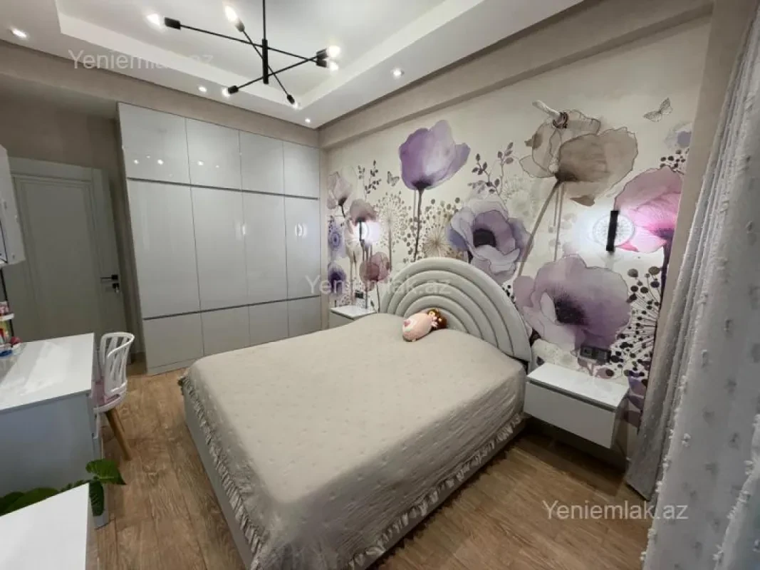 Satılır 3 otaqlı yeni tikili 86 m²
