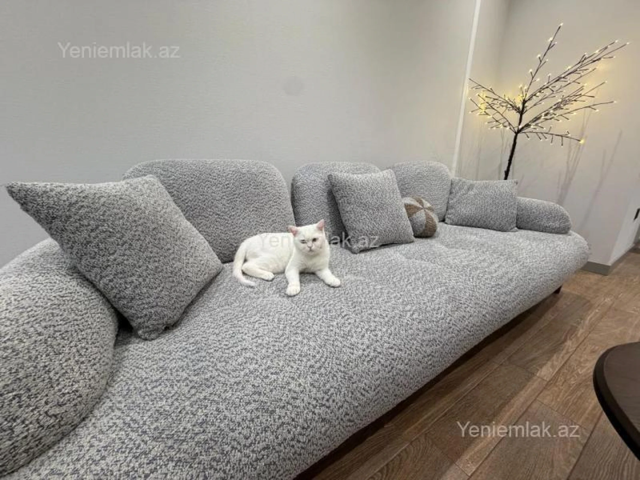 Satılır 3 otaqlı yeni tikili 86 m²