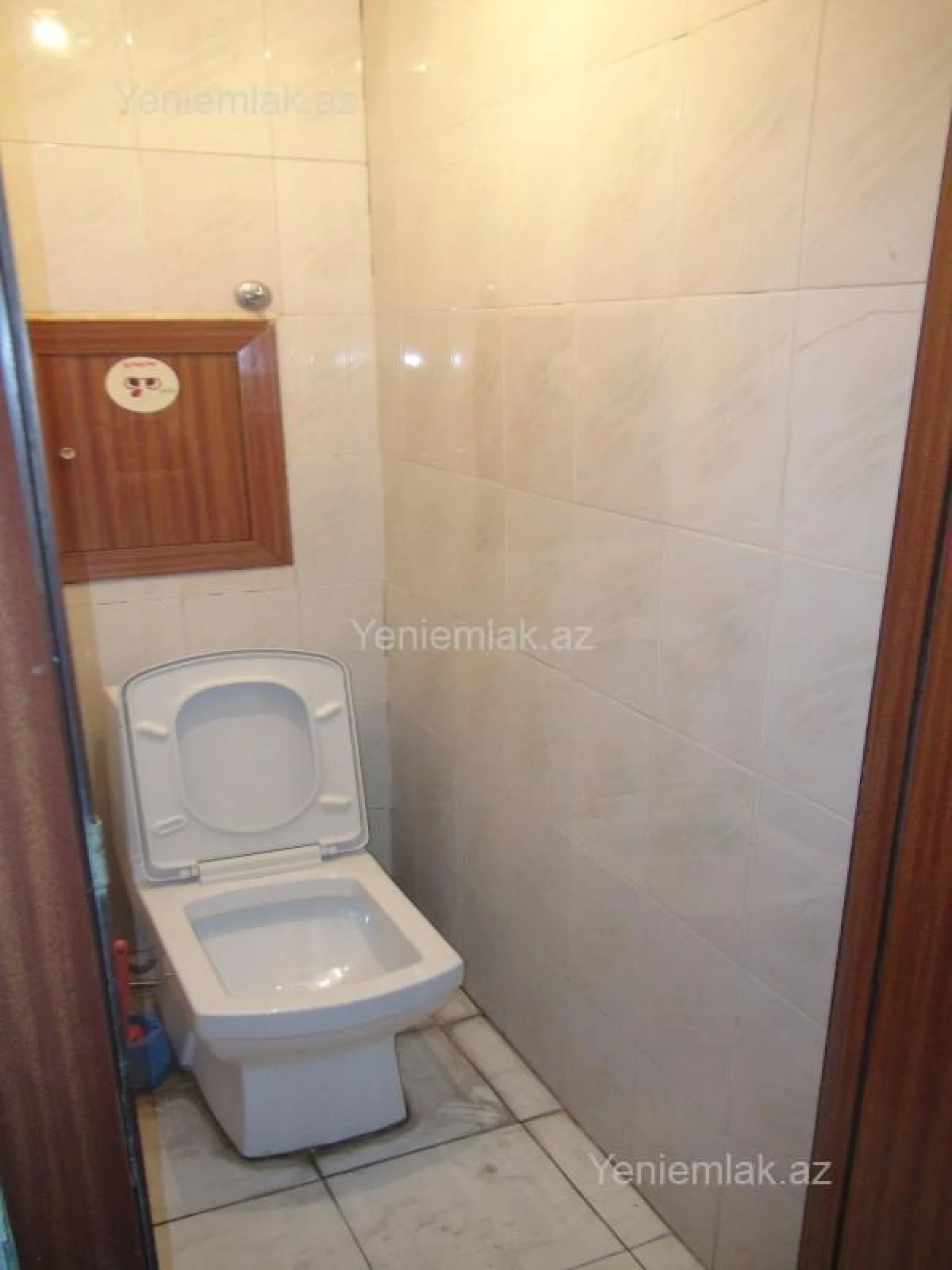 Satılır 2 otaqlı köhnə tikili 70 m²