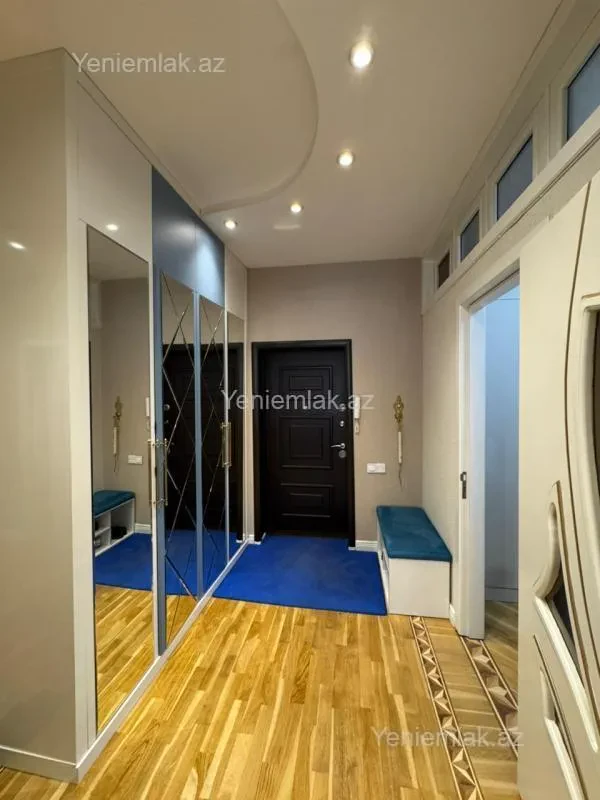 Satılır 4 otaqlı yeni tikili 125 m²