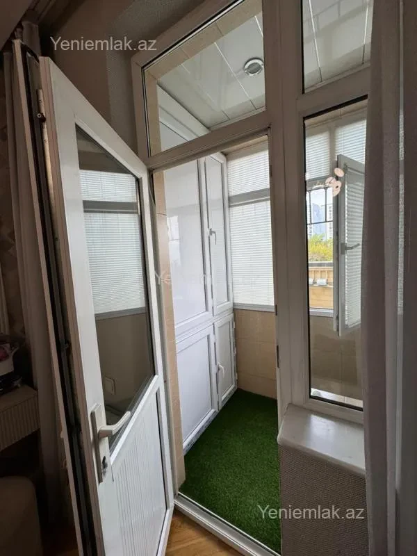 Satılır 4 otaqlı yeni tikili 125 m²