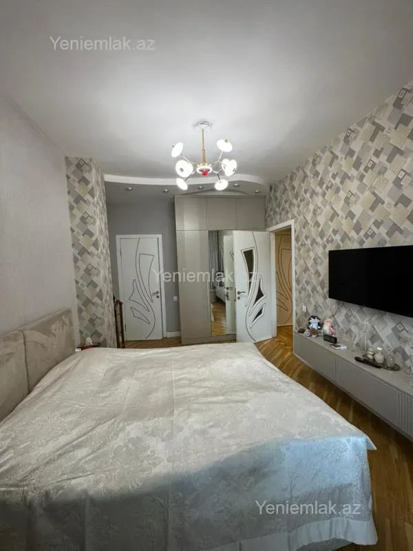 Satılır 4 otaqlı yeni tikili 125 m²